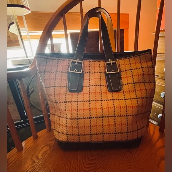 Coach Hampton Wool Tweed and Leather Tote - Picture 7 of 10
